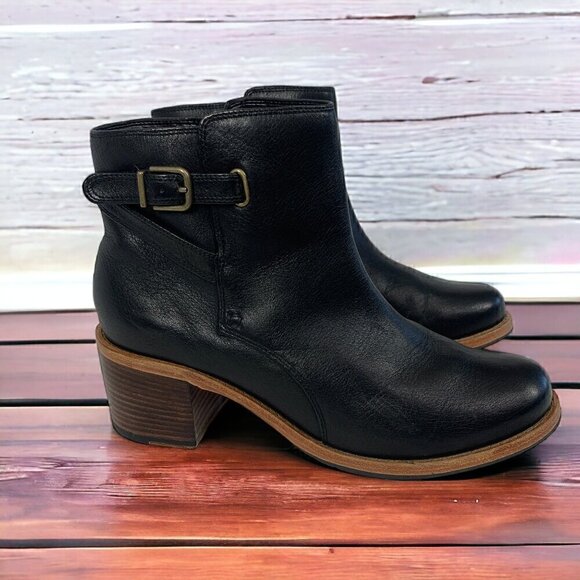 Clarks Women's Clarkdale Jax Ankle Boot Black Leather Size 10 Like New - Picture 1 of 12